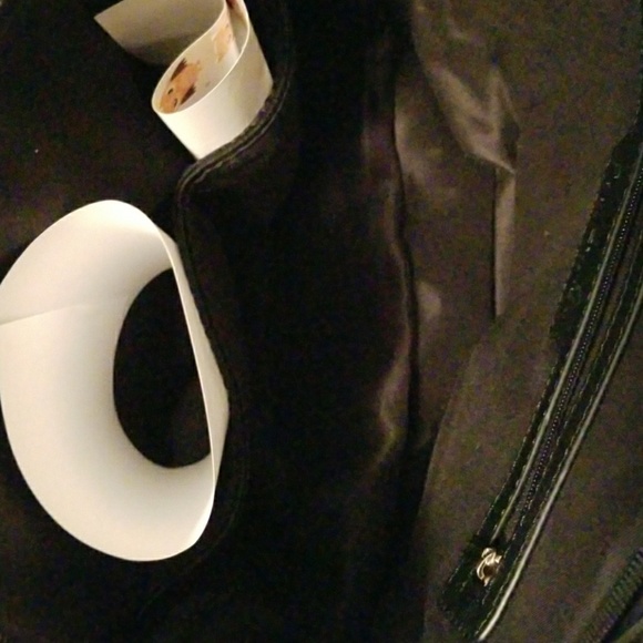 Black Layla Satchel 🎈🎈SALE TODAY ONLY 🎈🎈 - Picture 4 of 7